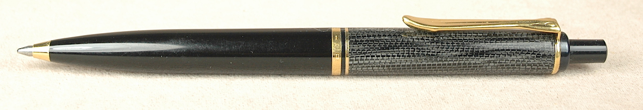 Pre-Owned Pens: 4927: Pelikan: Souverän K200